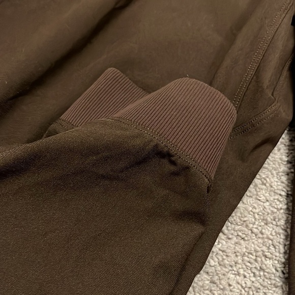 Lululemon 2023 ABC Jogger in Dark Coffee - size medium - Picture 10 of 11